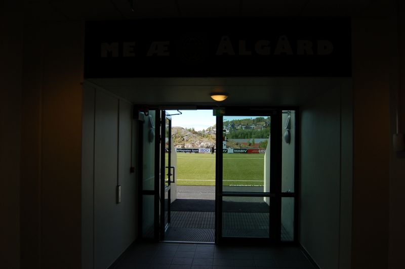 Fil:Ålgård stadion 2014 06.JPG